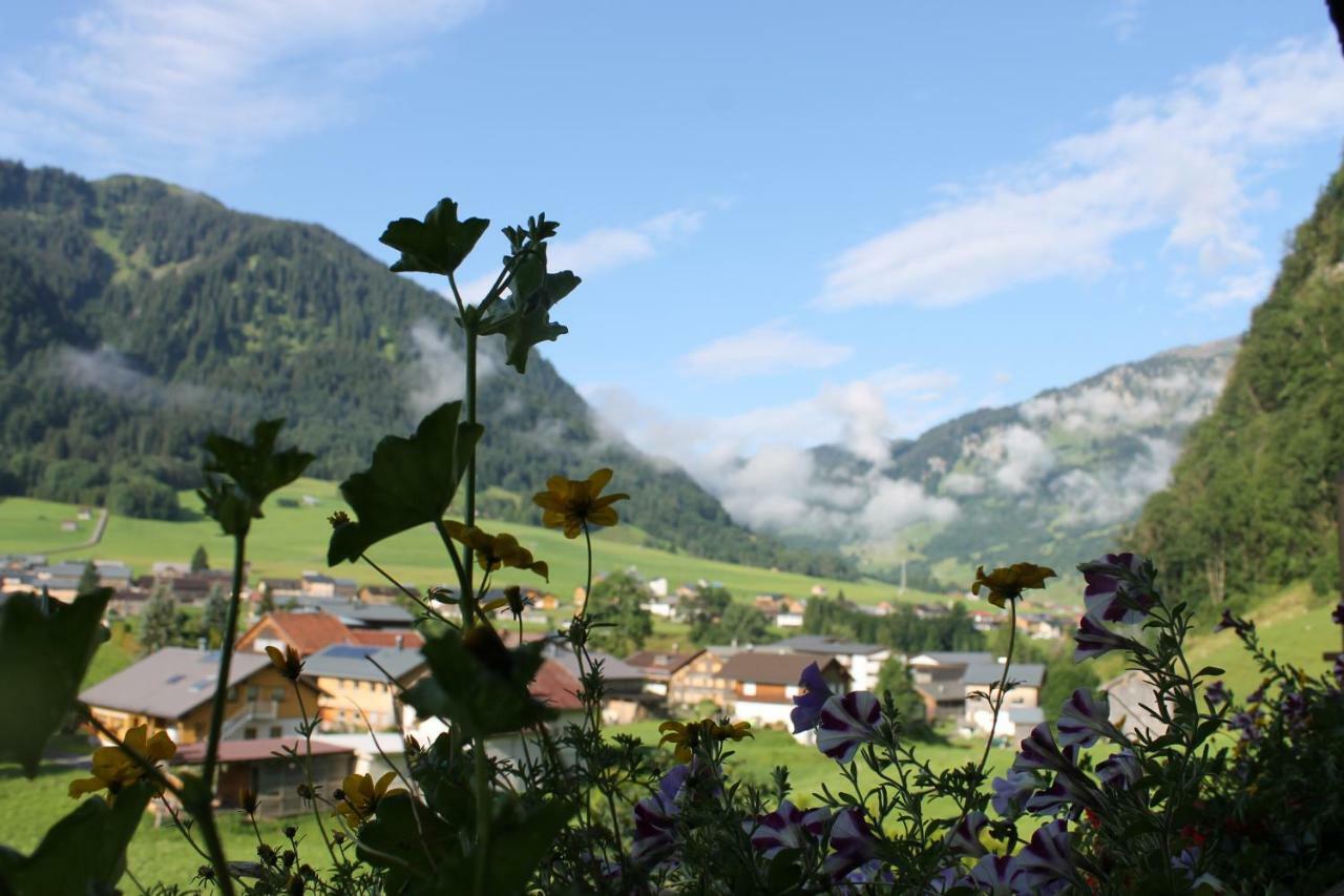 Ruef Wohlfuehl-Apartments Au (Vorarlberg) Extérieur photo